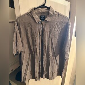 Men’s Pacsun brown button down shirt